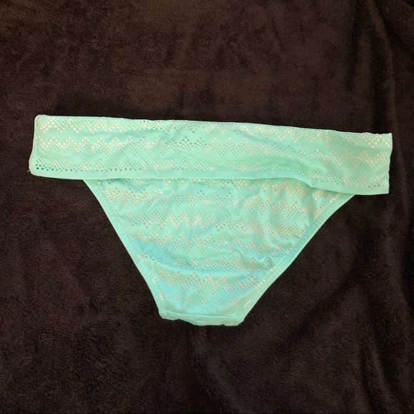 victoria’s secret bikini bottom - Picture 6 of 16